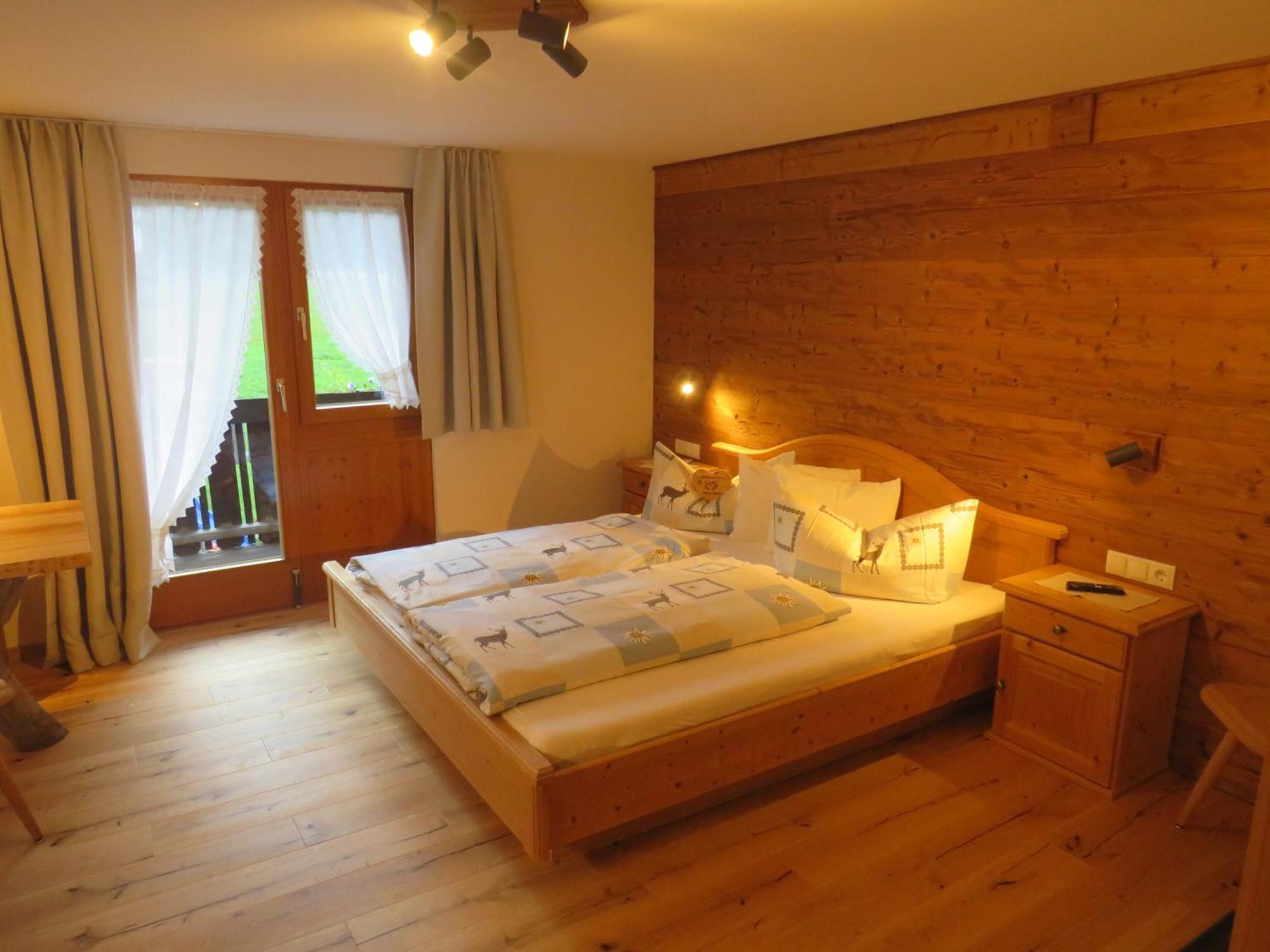 Haus Hubertus - Gaestehaus Sahler Partenen Dış mekan fotoğraf